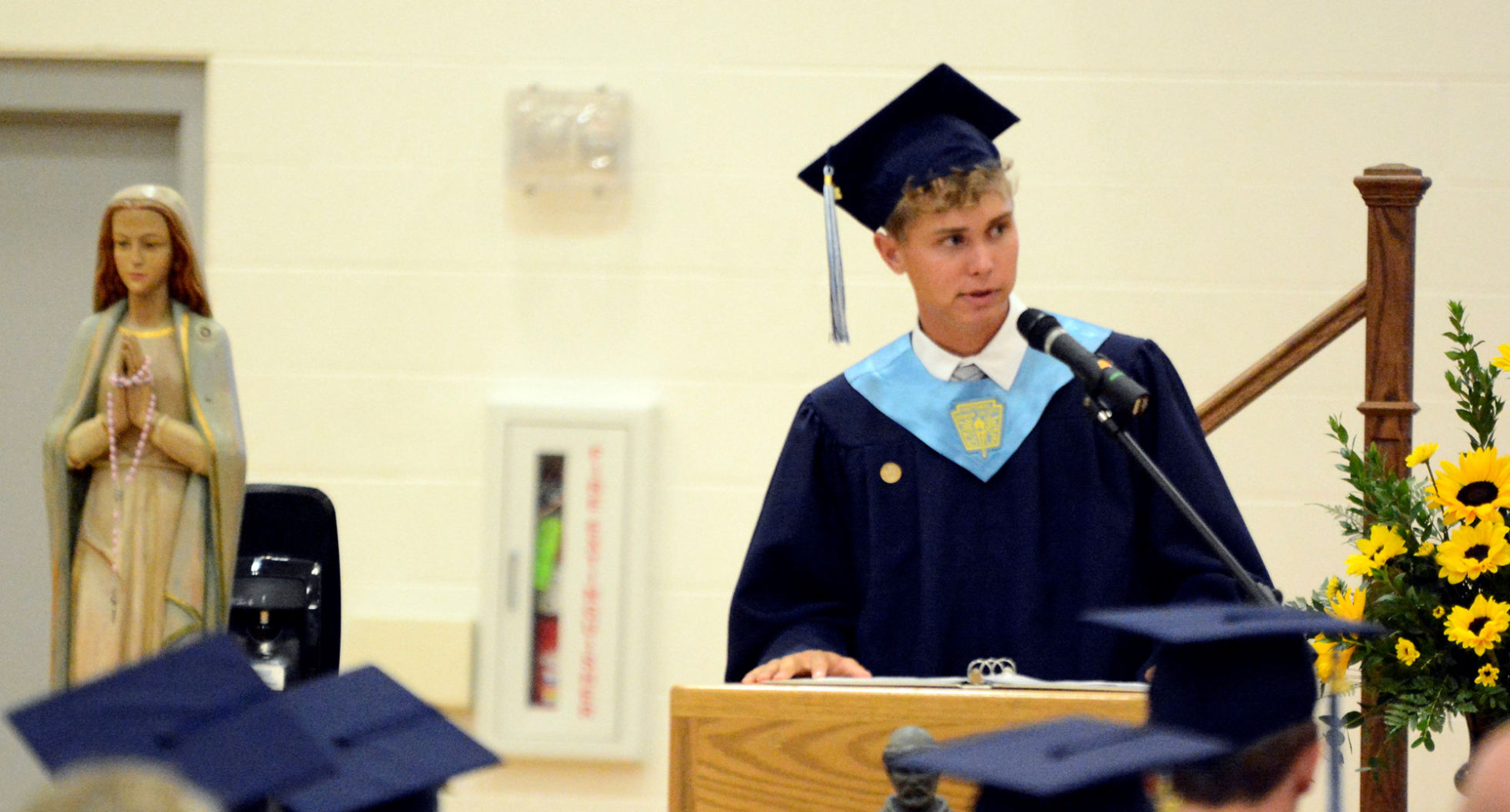 071220_GICCGraduation007_LS.JPG